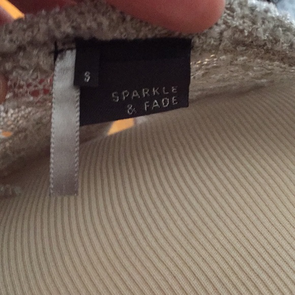 Juniors crop top sweater - Picture 3 of 4